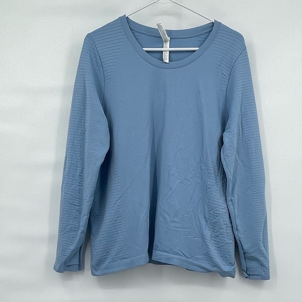 Amazon blue long sleeve fitted athletic top